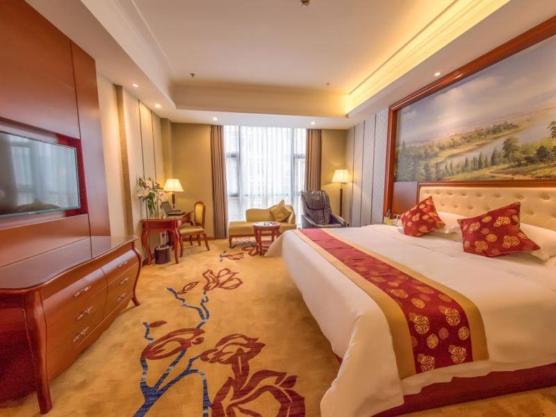Vienna International Hotel Guangxi Duan Du'an Extérieur photo