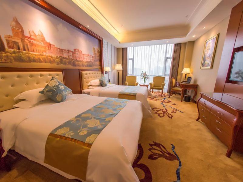 Vienna International Hotel Guangxi Duan Du'an Extérieur photo